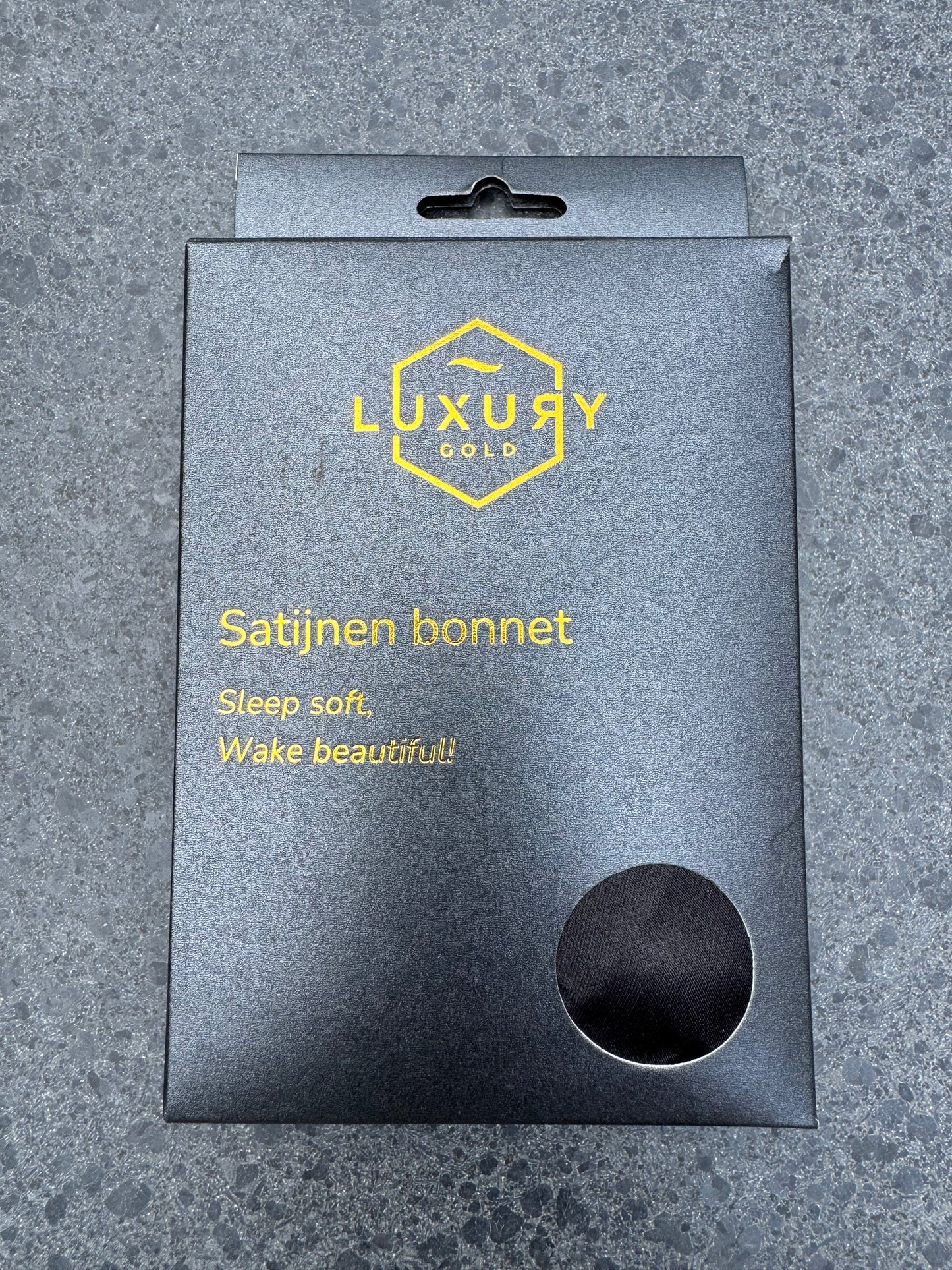 Luxury Gold Satijnen Bonnet